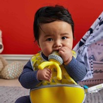 Sucette grignoteuse bébé B.box en silicone innovante - L'Atelier Des Tout-Petits